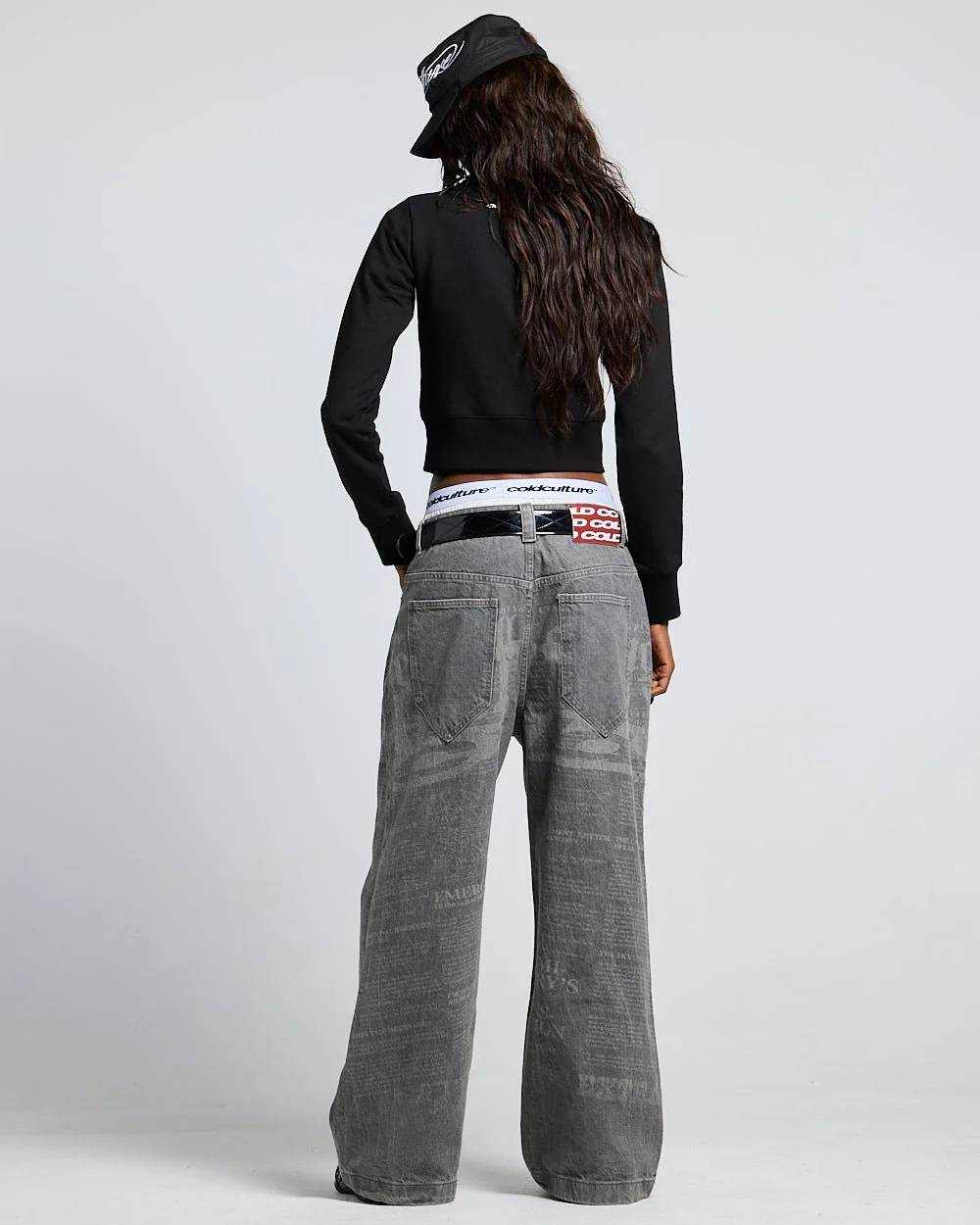 OFF GRID ZIPPER BLACK - Image 6