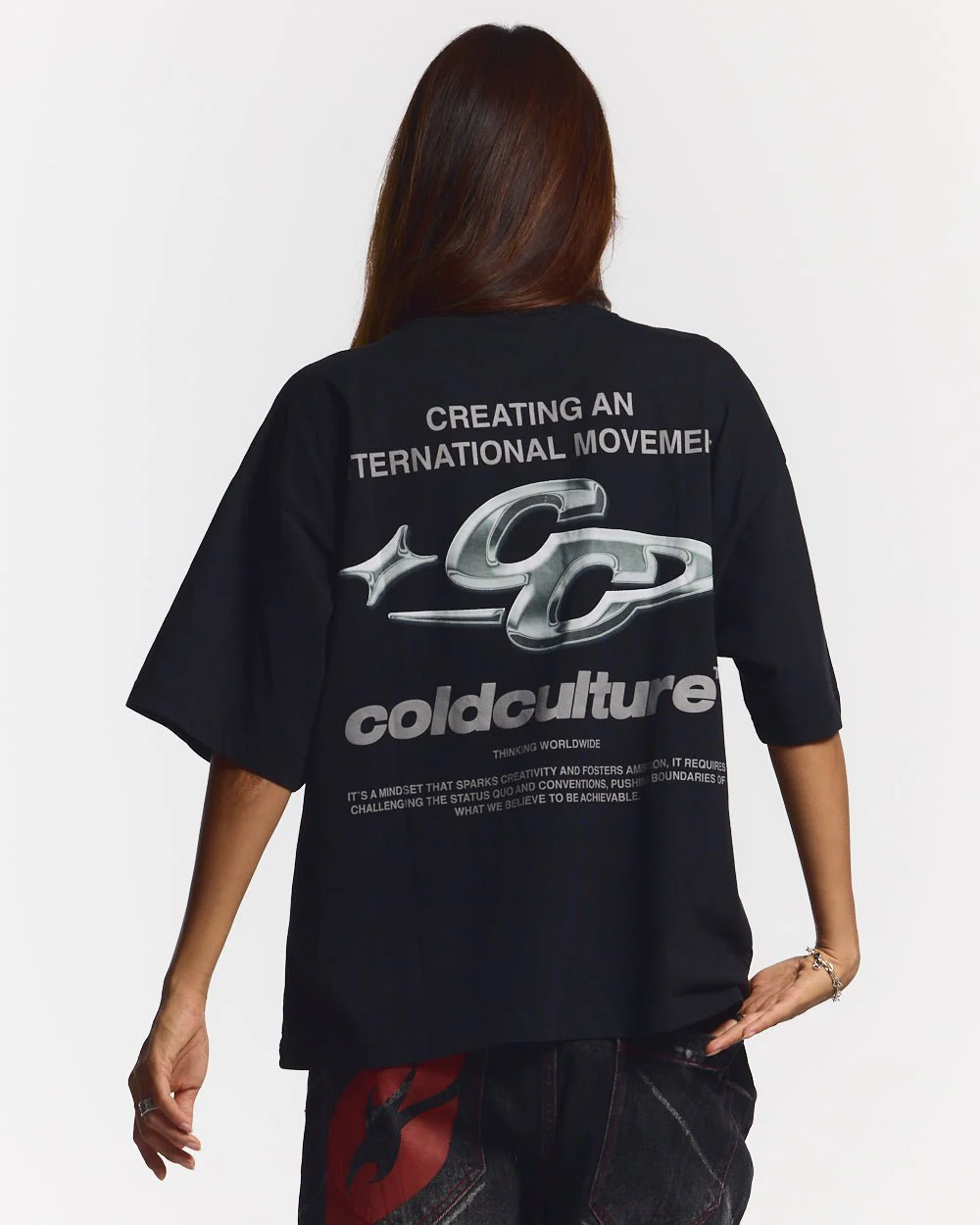 SPARKLY TEE BLACK - Image 5