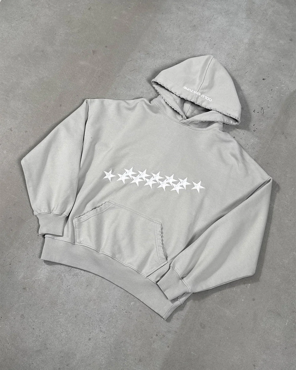 STARS HOODIE PALE GREY - Image 8
